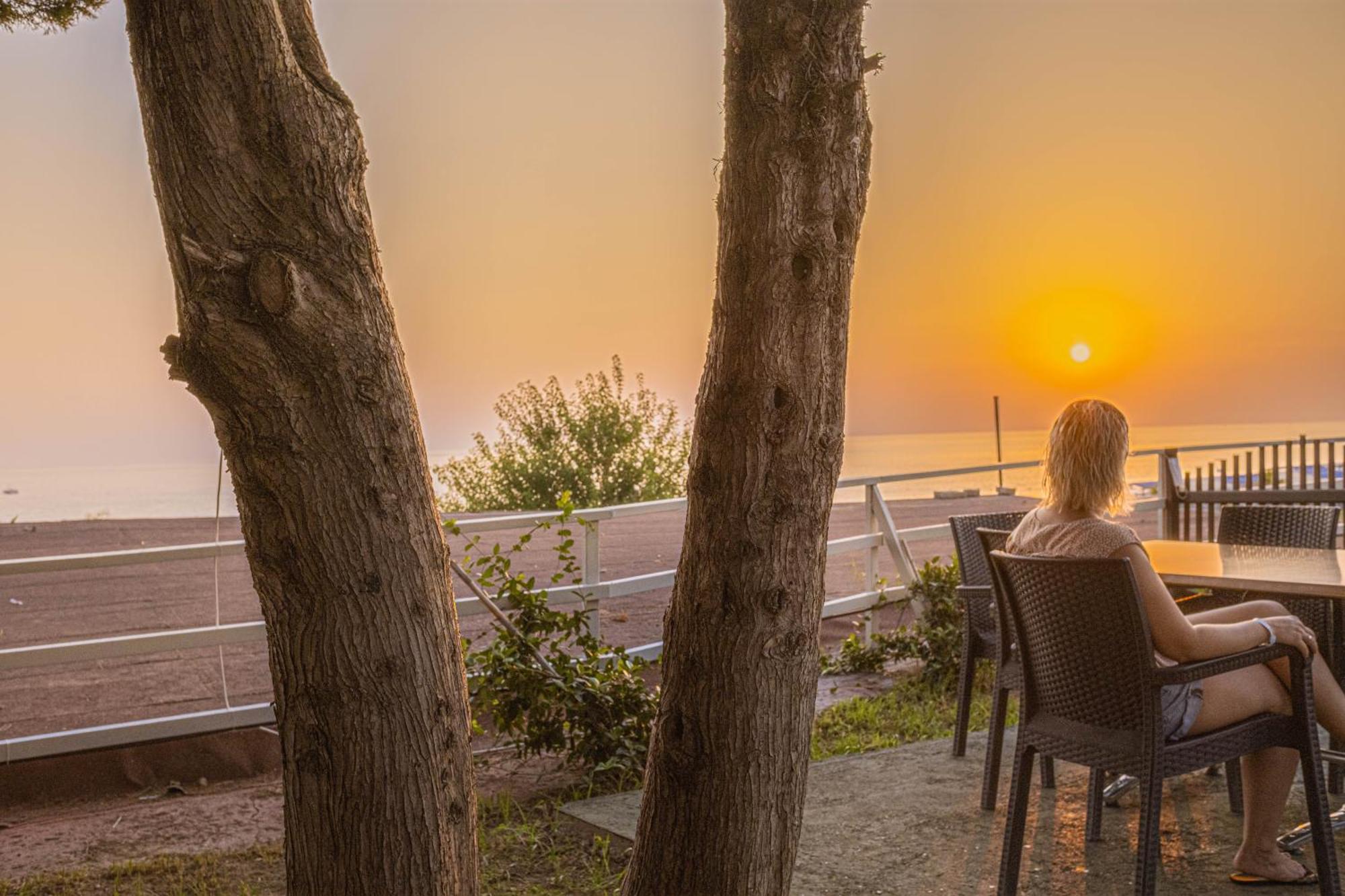 Elysium Elite Hotel & Spa Kızılot Eksteriør billede